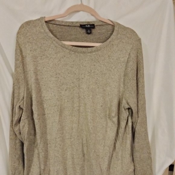 AGB WOMAN 1X TOP - Picture 1 of 3